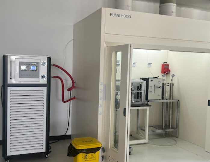 Palladium-on-carbon with hydrogen